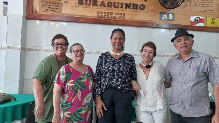 Ao lado de amigos, prestigiei a amiga Martha Reis no seu aniversário!